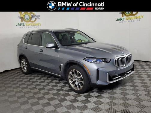 Gray Metallic 2024 BMW X5 xDrive40i
