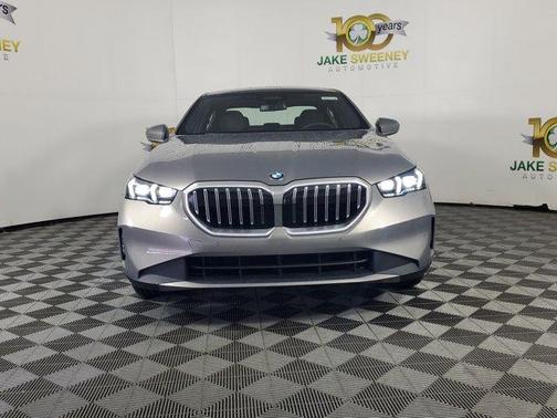 2026 BMW 530 i xDrive