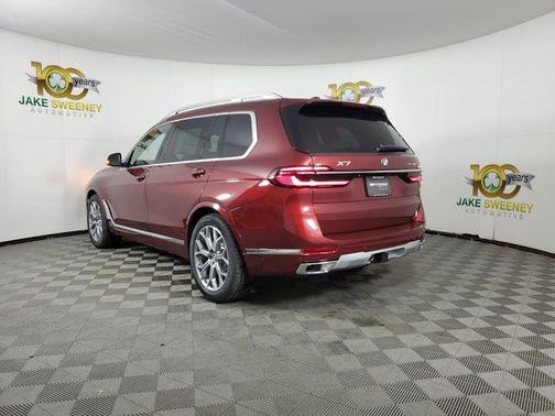 2025 BMW X7 xDrive40i