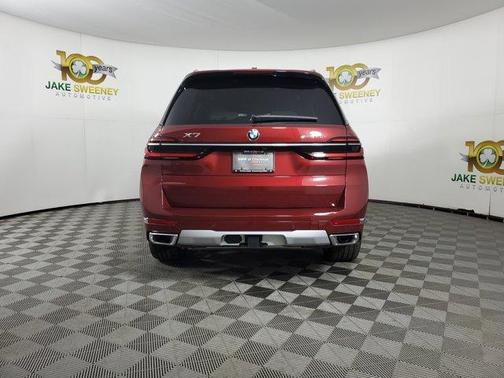 2025 BMW X7 xDrive40i