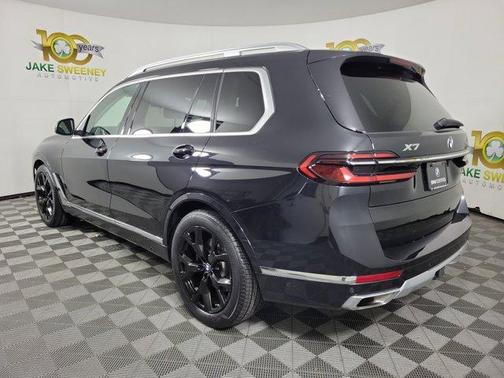 2024 BMW X7 xDrive40i