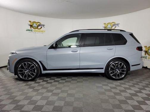 2026 BMW X7 M60i