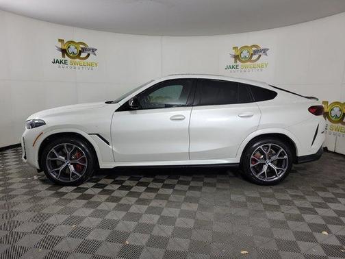 2024 BMW X6 M60i