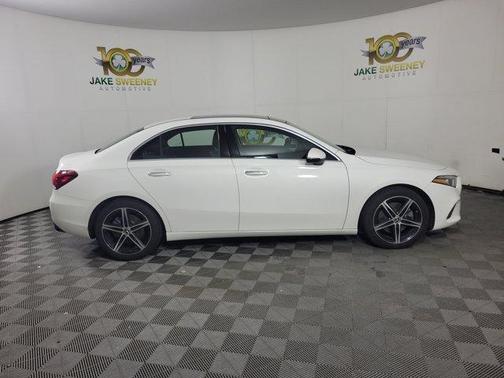 Polar White 2022 Mercedes-Benz A-Class A 220 4MATIC