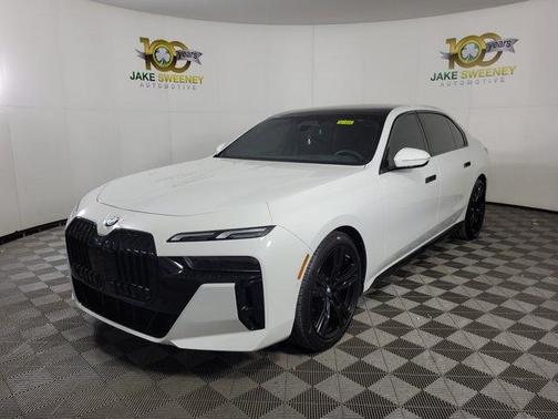 2023 BMW 760 760i xDrive