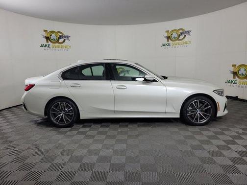 2020 BMW 330 i xDrive