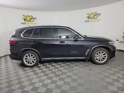 Black Sapphire Metallic 2020 BMW X5 xDrive40i