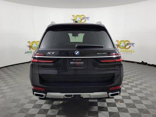 2023 BMW X7 xDrive40i