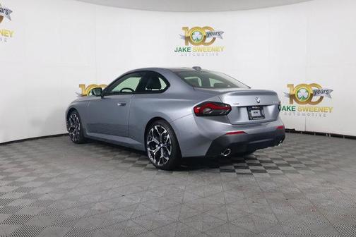 2025 BMW 230 i xDrive