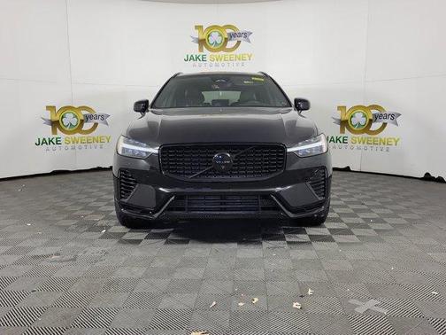 2024 Volvo XC60 Recharge Plug-In Hybrid T8 Ultimate Black Edition