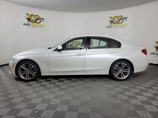 2018 BMW 330 i xDrive