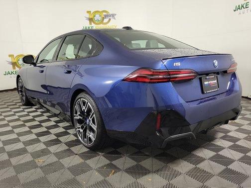 2025 BMW i5 xDrive40