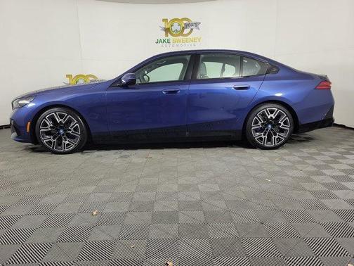 2025 BMW i5 xDrive40