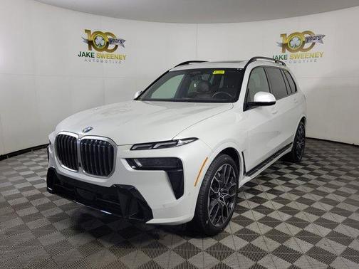 2023 BMW X7 xDrive40i