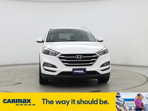 2017 Hyundai TUCSON SE Plus