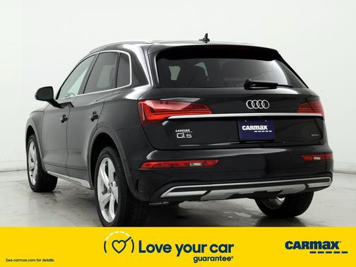 Photo 2 of 28 of 2021 Audi Q5 45 Premium