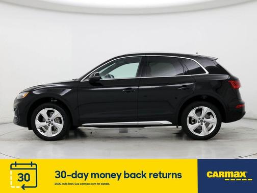 Photo 3 of 28 of 2021 Audi Q5 45 Premium