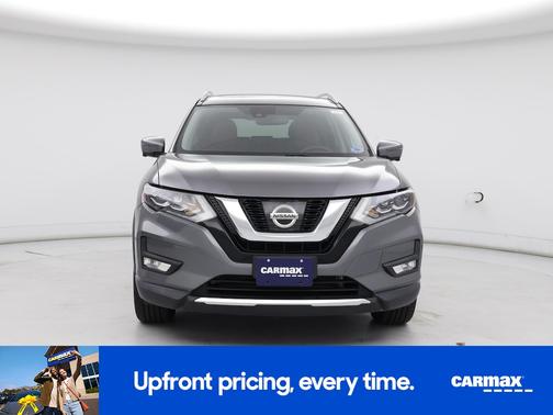 Silver 2017 Nissan Rogue SL