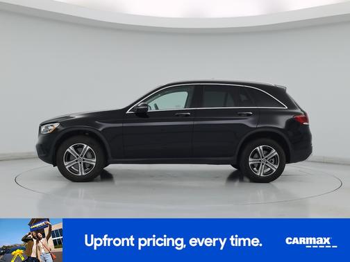Black 2022 Mercedes-Benz GLC 300