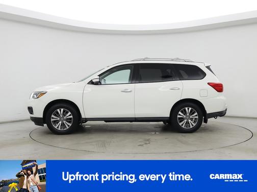 2020 Nissan Pathfinder SV