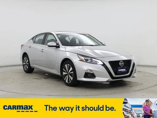 2020 Nissan Altima SV