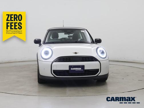 White 2025 MINI Hardtop