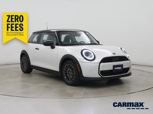 White 2025 MINI Hardtop