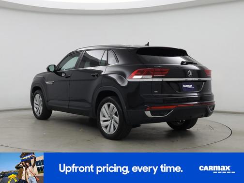 2022 Volkswagen Atlas Cross Sport SE w/Tech