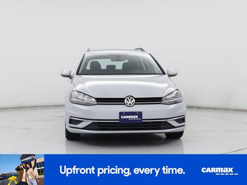 2018 Volkswagen Golf SE