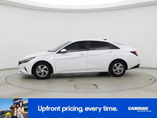 2021 Hyundai ELANTRA SE