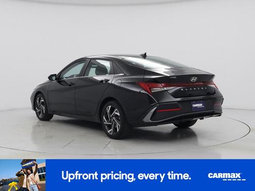 Black 2024 Hyundai ELANTRA SEL