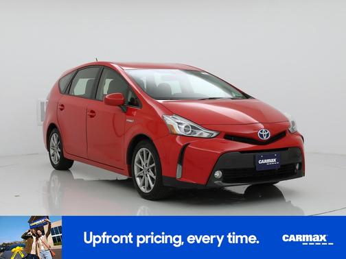 2015 Toyota Prius v Five
