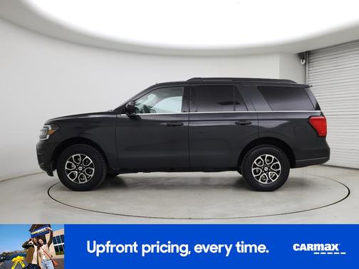 Gray 2022 Ford Expedition XLT