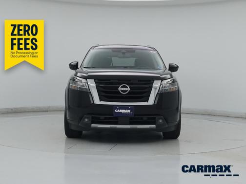 Black 2022 Nissan Pathfinder Platinum