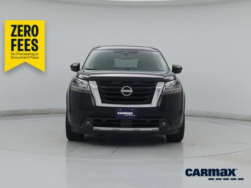 Black 2022 Nissan Pathfinder Platinum