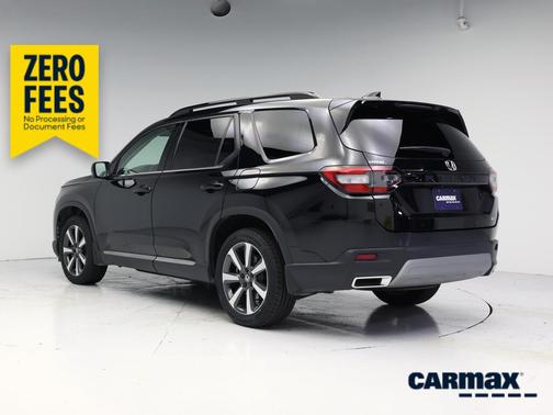 Black 2023 Honda Pilot Touring