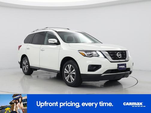 White 2018 Nissan Pathfinder S