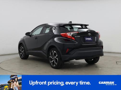 2022 Toyota C-HR XLE