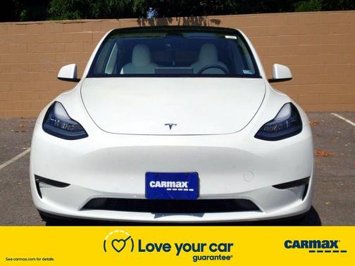 Photo 2 of 25 of 2020 Tesla Model Y Long Range