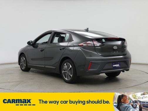 2022 Hyundai IONIQ Plug-In Hybrid SE