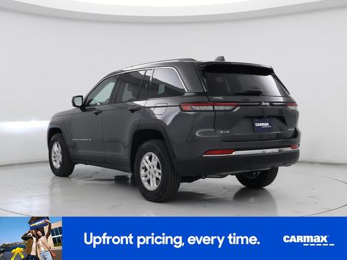 2022 Jeep Grand Cherokee Laredo