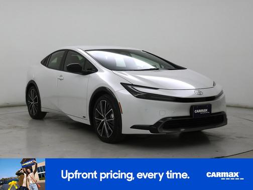 2025 Toyota Prius XLE