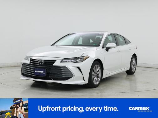 2019 Toyota Avalon XLE