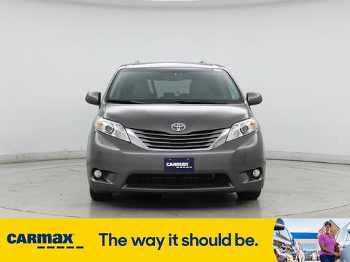 2016 Toyota Sienna XLE