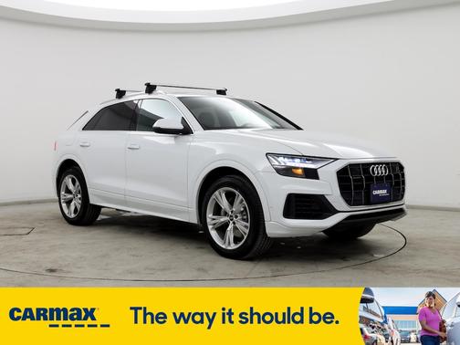 2021 Audi Q8 Premium Plus