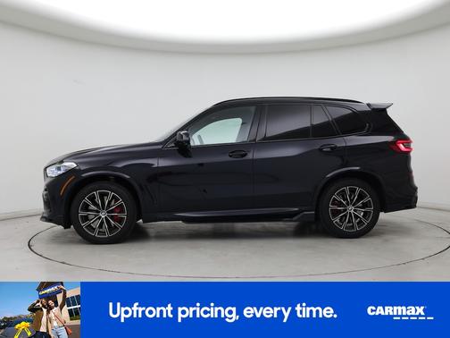 Black 2022 BMW X5 M50i