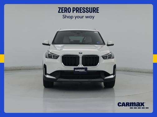 Pearl 2023 BMW X1 XDrive28i