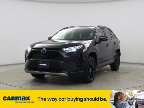 2022 Toyota RAV4 Hybrid SE