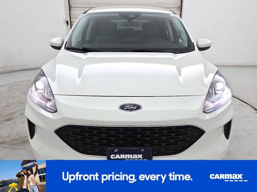 White 2021 Ford Escape SE