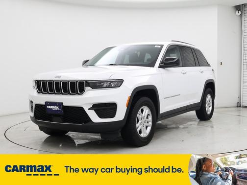 2022 Jeep Grand Cherokee Laredo